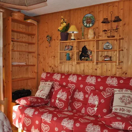 A 600m Du Centre, Balcon S/o, Parking, Animaux Acceptes ! - Fr-1-693-27 * Chatel